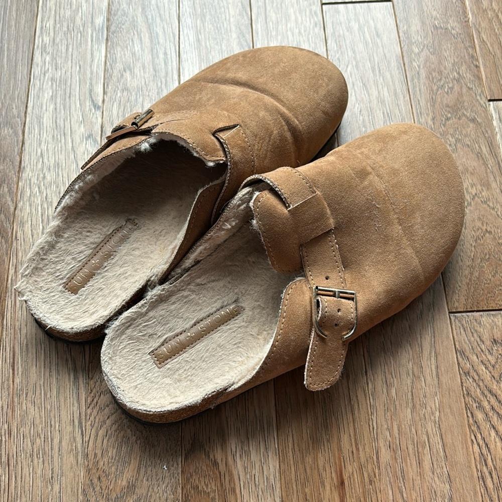 Sun and Stone women’s clogs